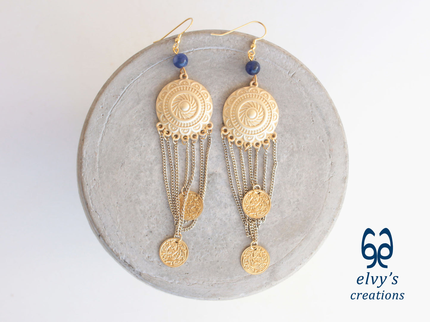 Gold Macrame Earrings with Hematite Gemstones Gypsy Earrings with Coins Boho Dangle with Coins, Μακραμέ Σκουλαρίκια με Χρυσά Φλουριά και Κρυστάλλους Σοδαλίτη