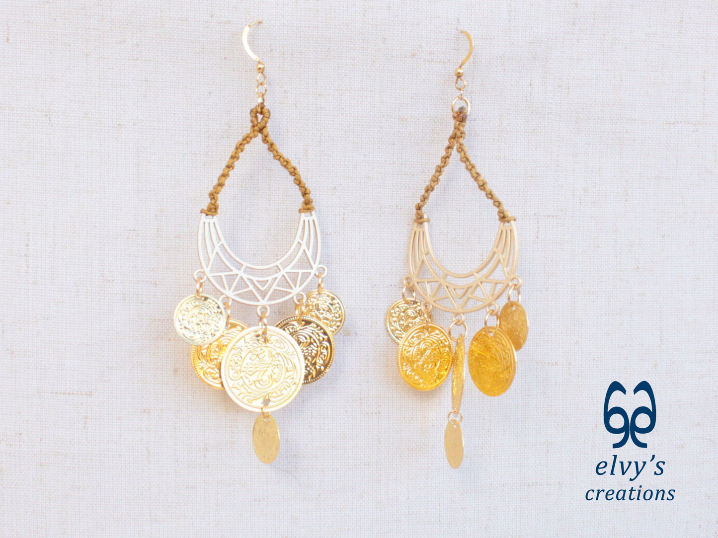 Gold Macrame Earrings with Sodalite Gemstones Gypsy Earrings with Coins Boho Dangle with Coins, Μακραμέ Σκουλαρίκια με Χρυσά Φλουριά και Κρυστάλλους Σοδαλίτη