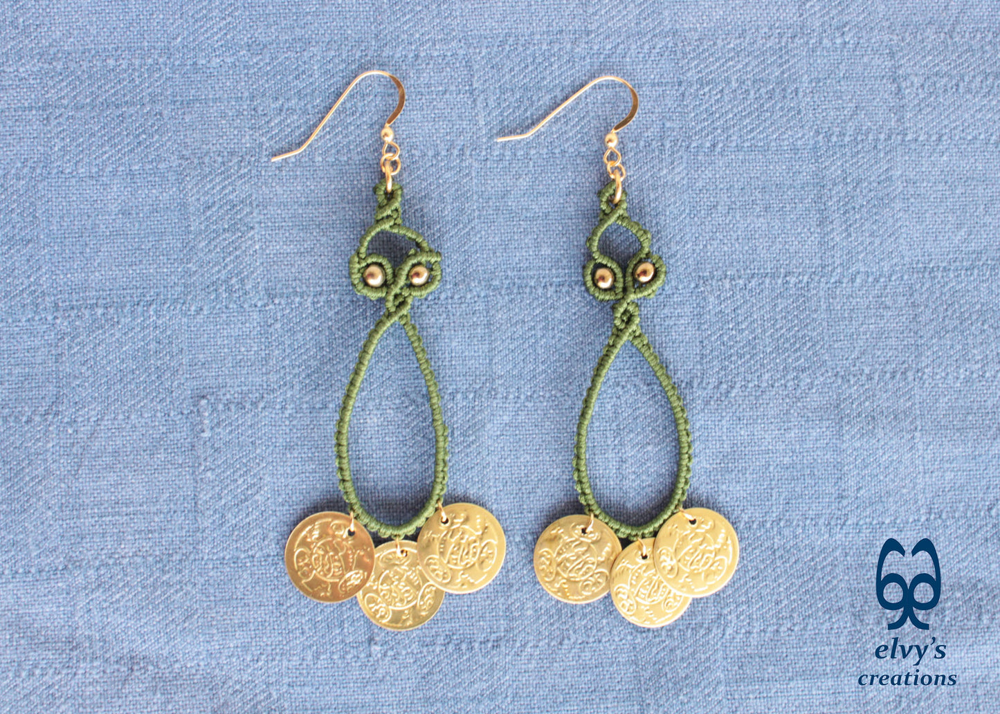 Green Macrame Earrings with Hematite Gemstones Gypsy Earrings with Coins Boho Dangle with Coins, Μακραμέ Σκουλαρίκια με Χρυσά Φλουριά και Κρυστάλλους Αιματίτη